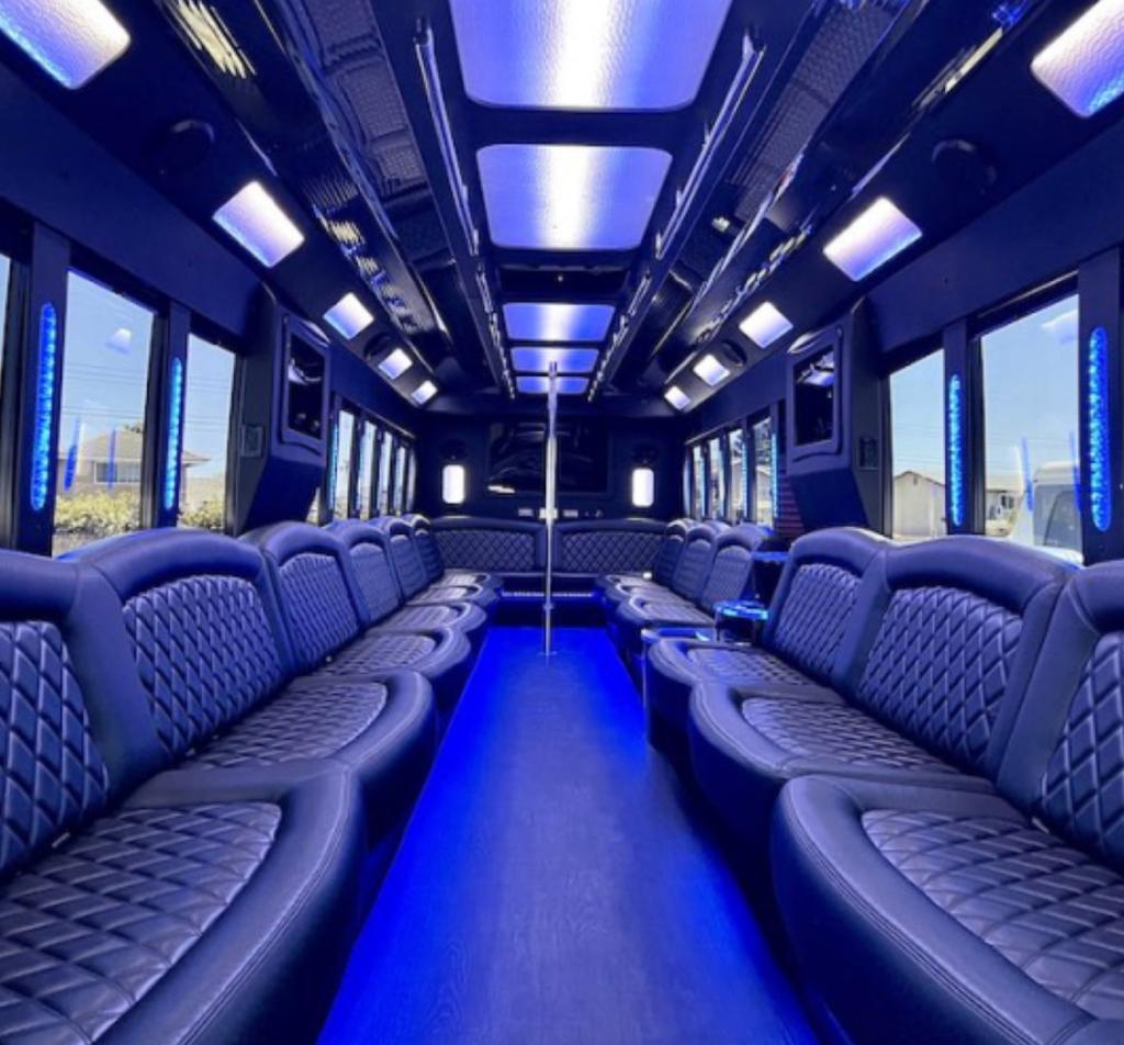 Denver limo service provides different variations of party busses and other luxury vehicles.